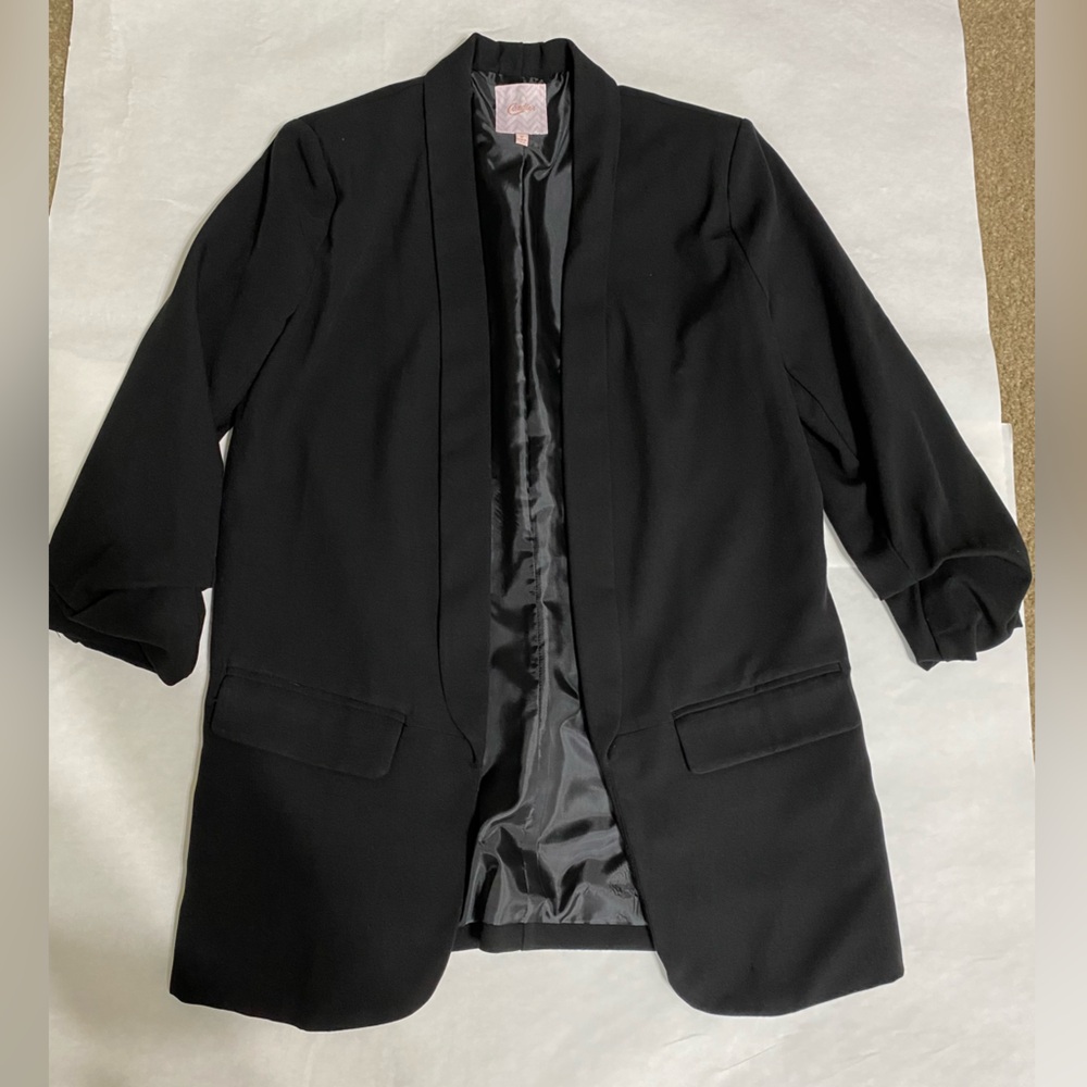 Candie’s elegant open front blazer jacket black 3/4 gathered sleeves